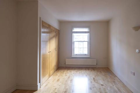 2 bedroom apartment to rent, Crescent Road, Kent TN1