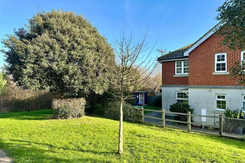 2 bedroom end of terrace house for sale, Flint Way, Peacehaven