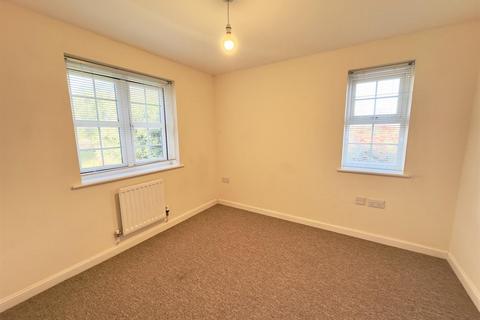 2 bedroom end of terrace house for sale, Flint Way, Peacehaven