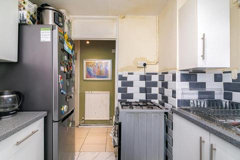 undefined, Weir Hall Road, London