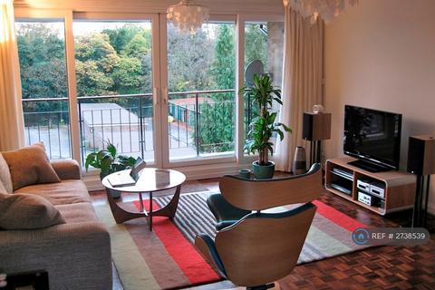 Harrogate Court, London, SE26