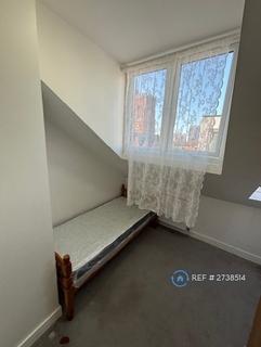 3 bedroom flat to rent, Horn Lane, Acton, W3