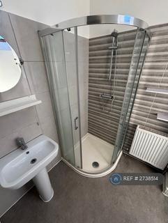 3 bedroom flat to rent, Horn Lane, Acton, W3