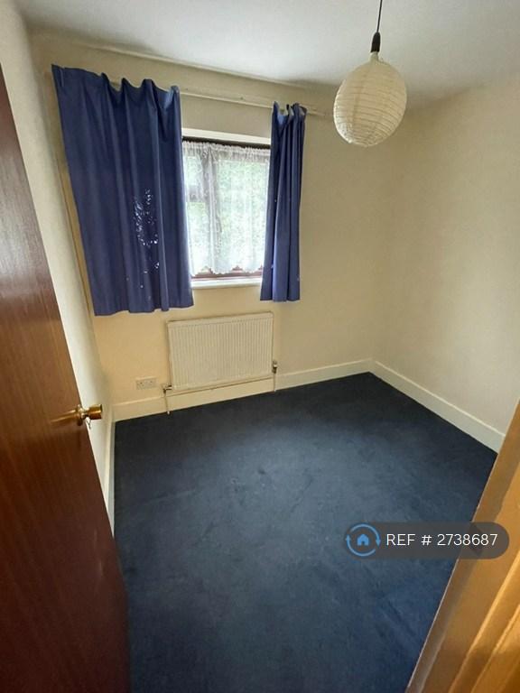 Bedroom4