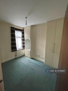 4 bedroom terraced house to rent, Napier Road, London, E6