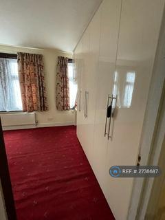 4 bedroom terraced house to rent, Napier Road, London, E6