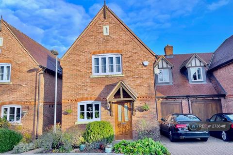 4 bedroom semi-detached house to rent, Matthews Close, Earley, Reading, RG6