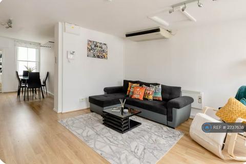 Studio to rent, Old Compton Street, London, W1D
