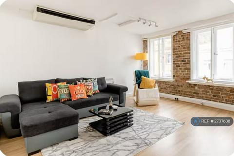 Studio to rent, Old Compton Street, London, W1D