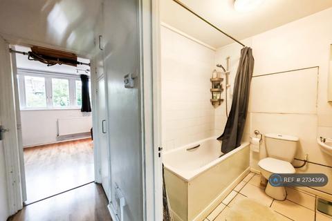 1 bedroom flat to rent, Grange Place, London, NW6