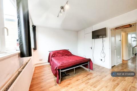 1 bedroom flat to rent, Grange Place, London, NW6