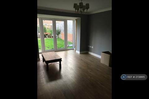 3 bedroom detached house to rent, Wheatley Drive, Castleford, WF10