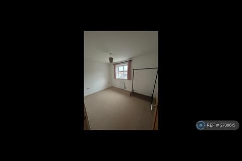 3 bedroom detached house to rent, Wheatley Drive, Castleford, WF10