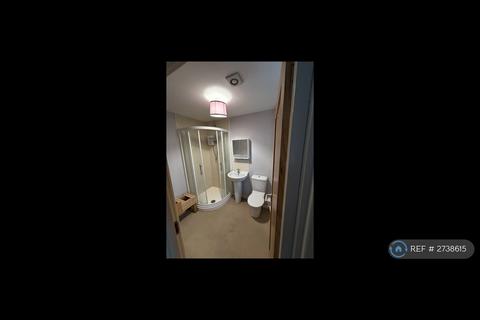 3 bedroom detached house to rent, Wheatley Drive, Castleford, WF10