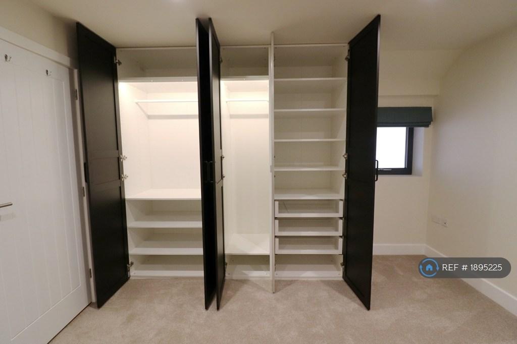 Fitted Wardrobes