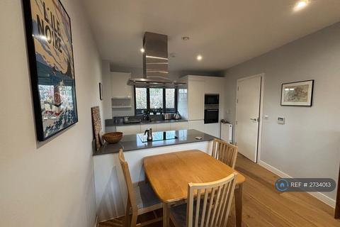 undefined, Grove Vale, London, SE22