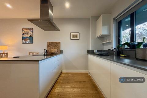 undefined, Grove Vale, London, SE22