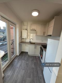 2 bedroom flat to rent, Robinson Court, Royston, SG8