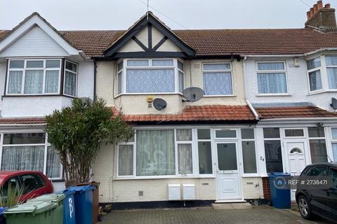 1 bedroom flat to rent, Cheltenham Place, Kenton, HA3