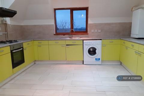 2 bedroom flat to rent, Streatham Common North, London, SW16