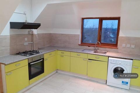 2 bedroom flat to rent, Streatham Common North, London, SW16