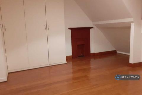 2 bedroom flat to rent, Streatham Common North, London, SW16