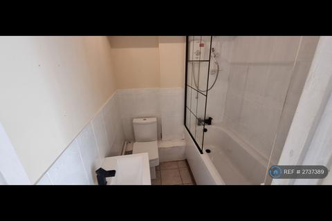 1 bedroom flat to rent, Claremont, Hastings, TN34