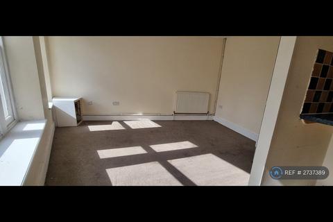 1 bedroom flat to rent, Claremont, Hastings, TN34