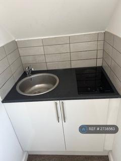 Studio to rent, Hendon Way, London, NW2