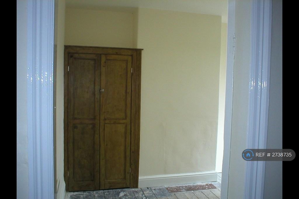 Built In Bedroom Wardrobe