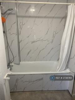 2 bedroom flat to rent, Marlborough Road, Uxbridge, UB10
