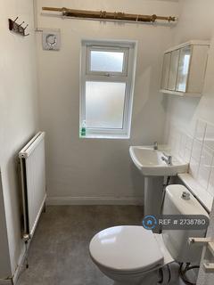 2 bedroom flat to rent, Marlborough Road, Uxbridge, UB10