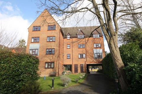 1 bedroom apartment to rent - Station Road, Leatherhead