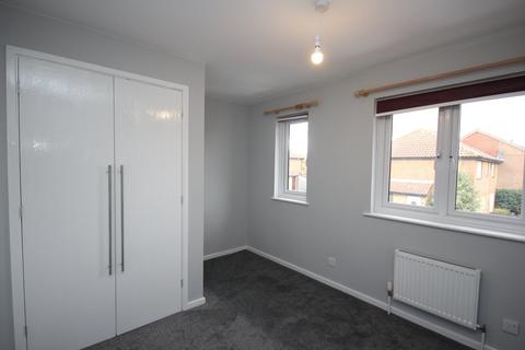 2 bedroom terraced house to rent, Bryant Way, Toddington, LU5