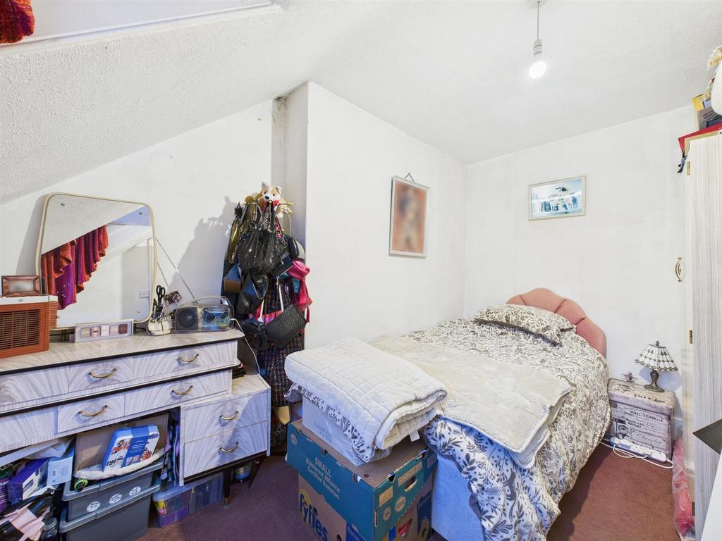 Bedroom: