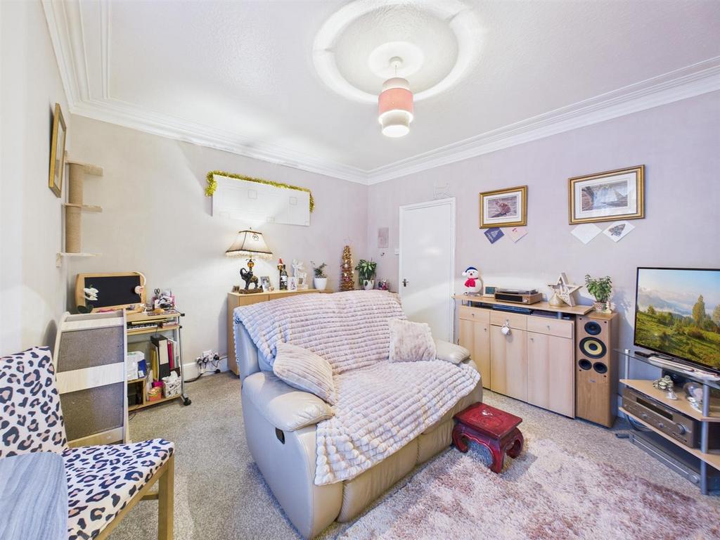 Lounge: