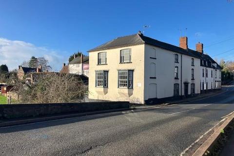 undefined, Wilton