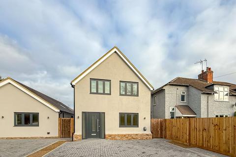 undefined, Lower Road, Great Amwell, Ware