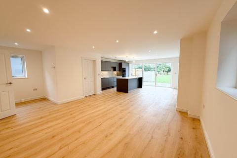 undefined, Lower Road, Great Amwell, Ware