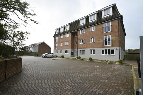 2 bedroom flat to rent, The Ridge, Hastings