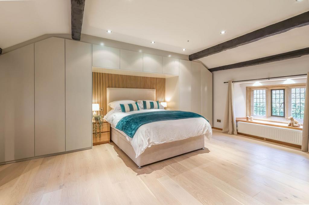 Principal bedroom