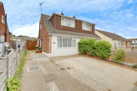Kents Hill Road North, Benfleet, SS7