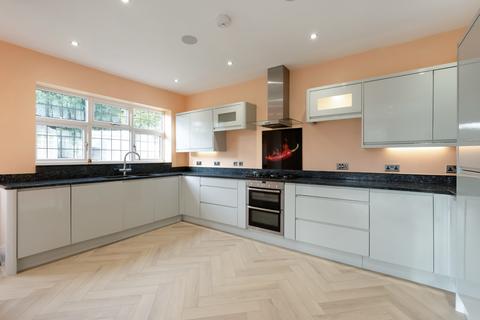3 bedroom detached house for sale, Bassett, Southampton