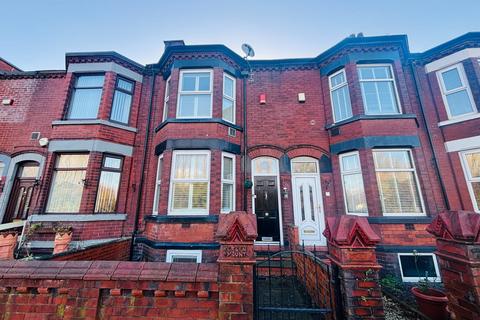 4 bedroom terraced house for sale, Manchester Road, Denton, Manchester