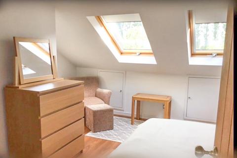 4 bedroom terraced house for sale, Manchester Road, Denton, Manchester