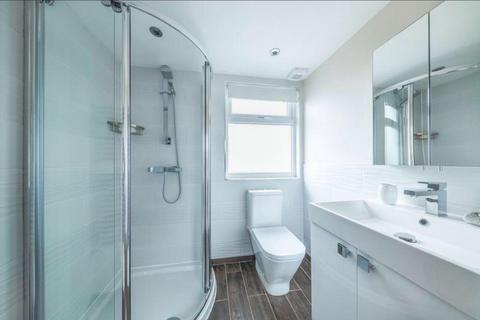 4 bedroom terraced house for sale, Manchester Road, Denton, Manchester
