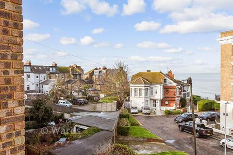 2 bedroom apartment for sale, Kestrel Court, Margate CT9