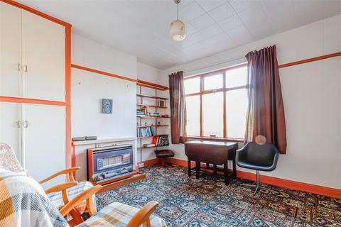 3 bedroom detached bungalow for sale, Pontypridd Road, Barry