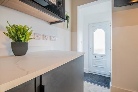 1 bedroom flat to rent, 51 Hope Street, Beeston, Nottingham, NG9 1DR