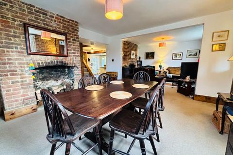 undefined, Egerton Road, Ashford TN27